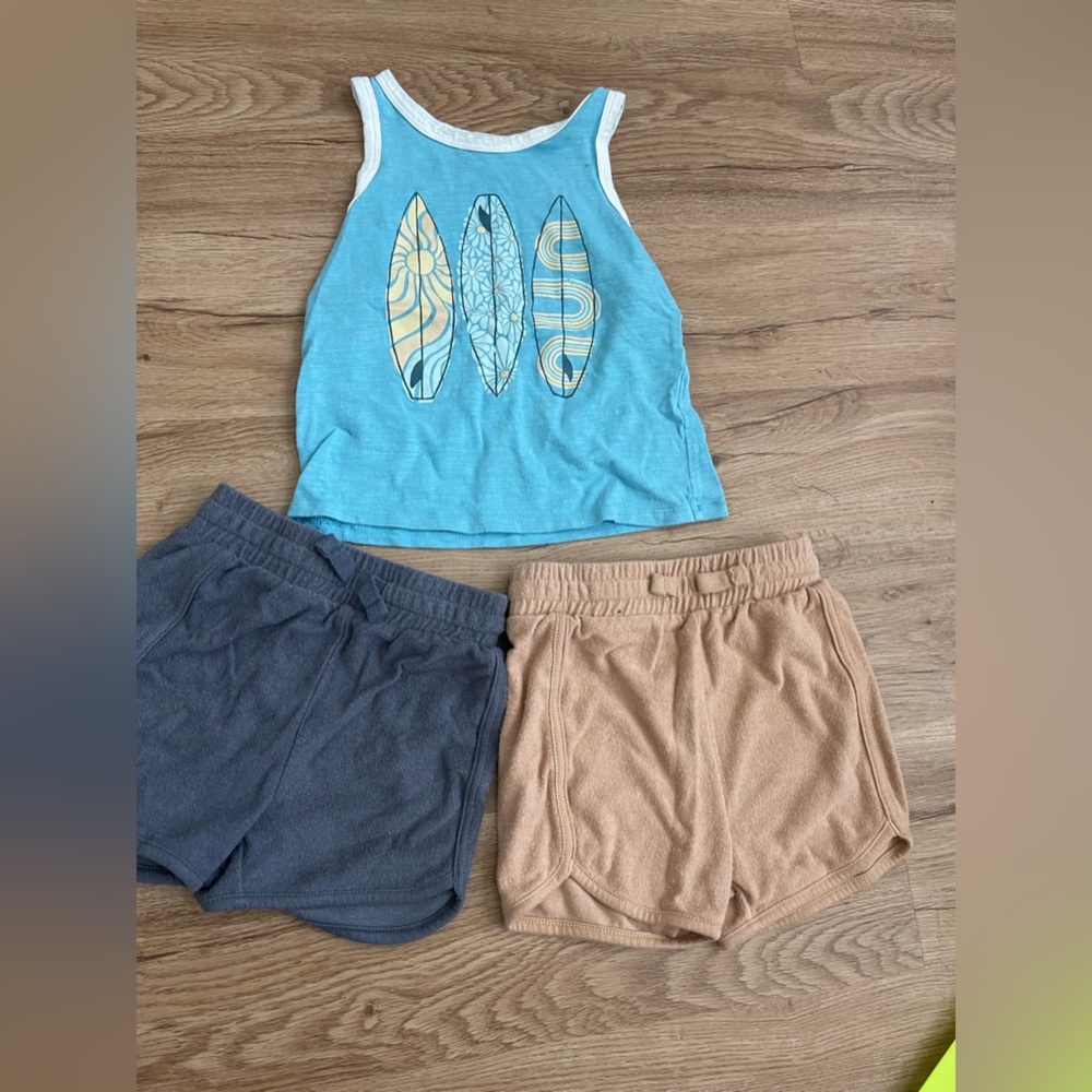 Boys 2t Grayson and mini little co matching set